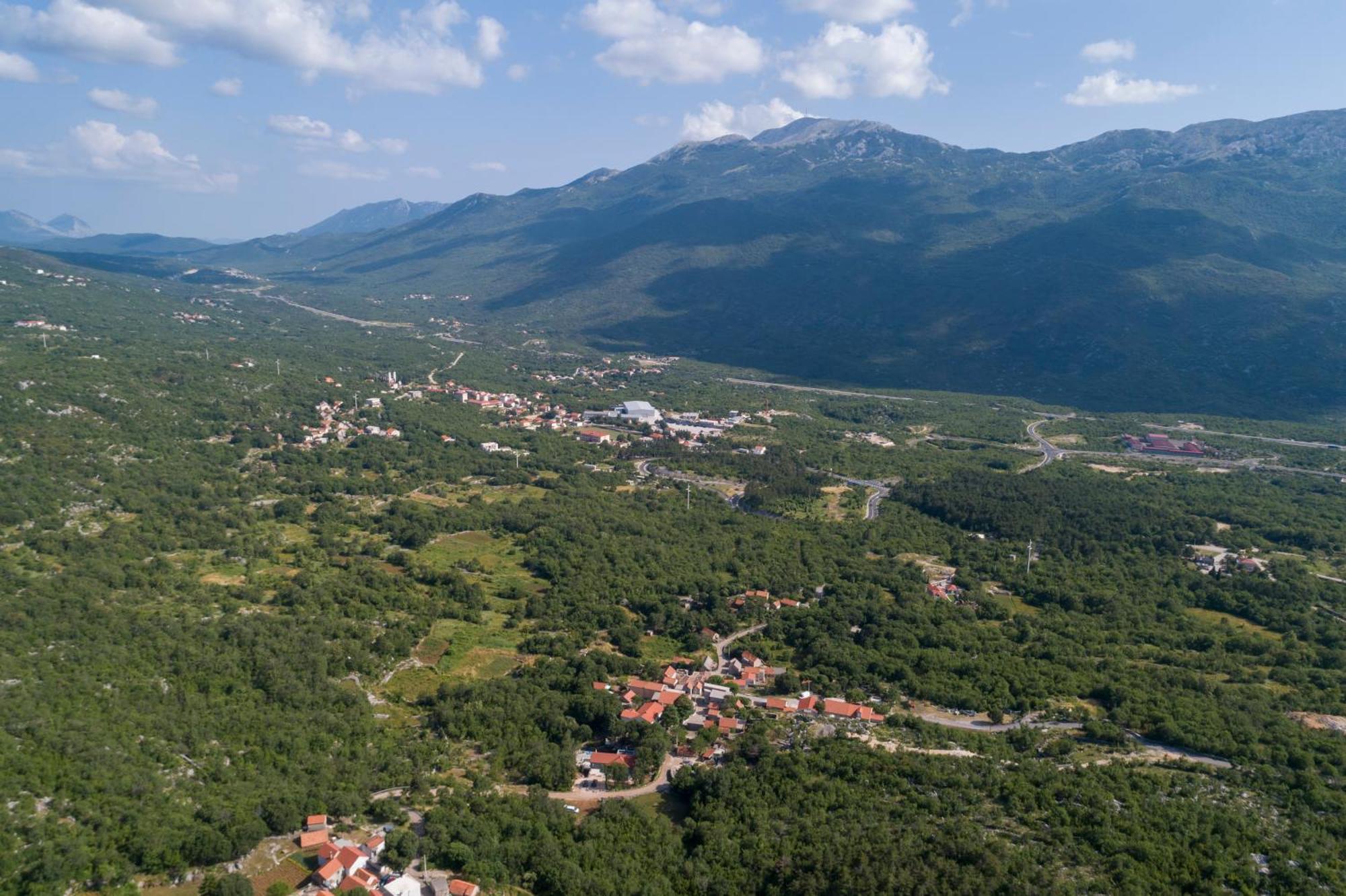 Luxury Villa Andrea Vrzika In Forest Near The Sea Zagvozd Exterior photo